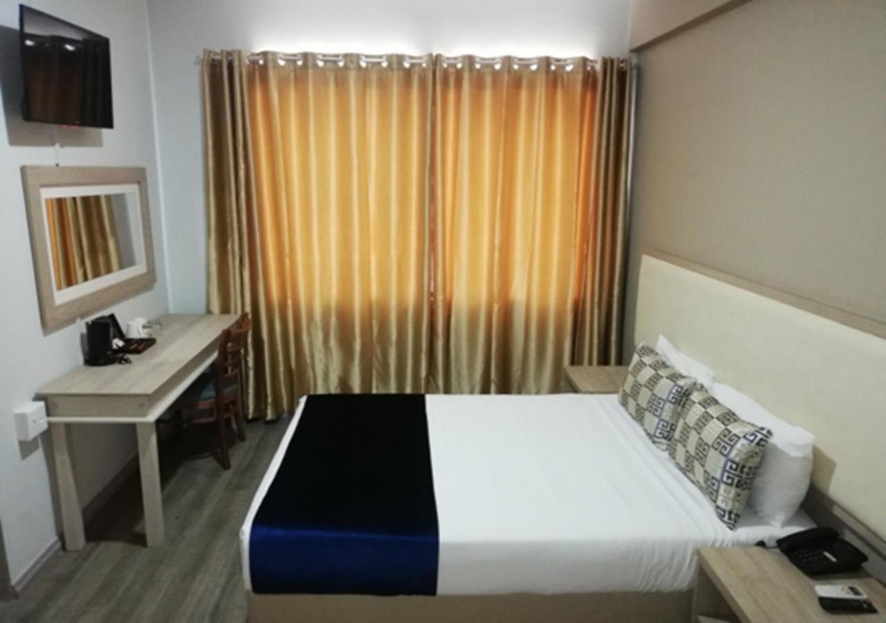 Hotel Regal North